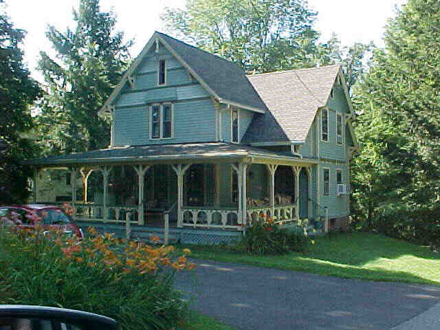 Building photograph for 417 LIME ROCK ROAD